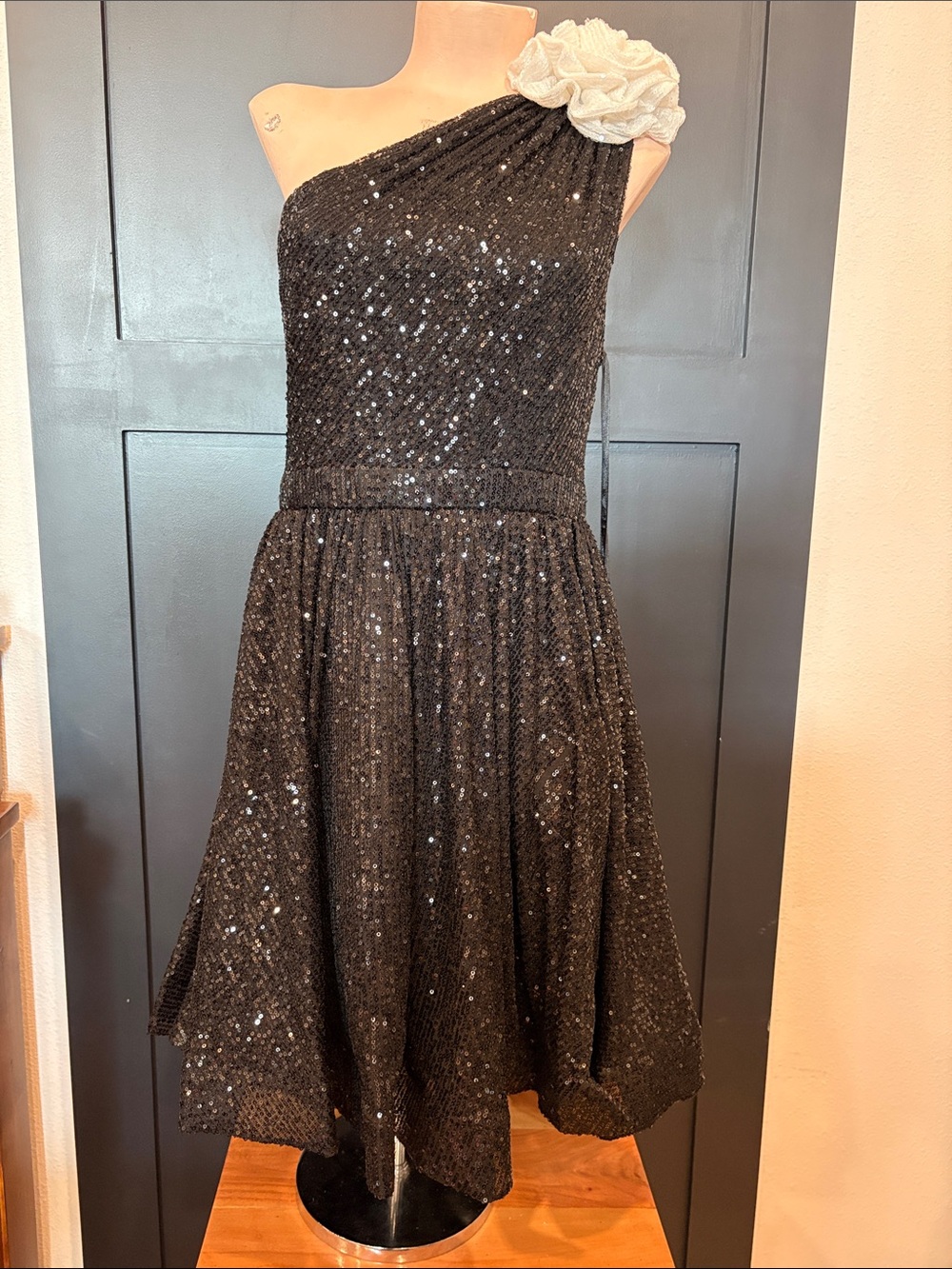 649. Ieena for Mac DuggaOne-Shoulder Black Sequin Dress with Ivory Floral Accent
